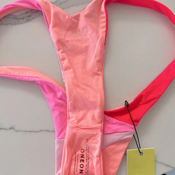 ONEONE SWIM | Bikini Top & Bottom | Size: Large - Picture 5 of 12